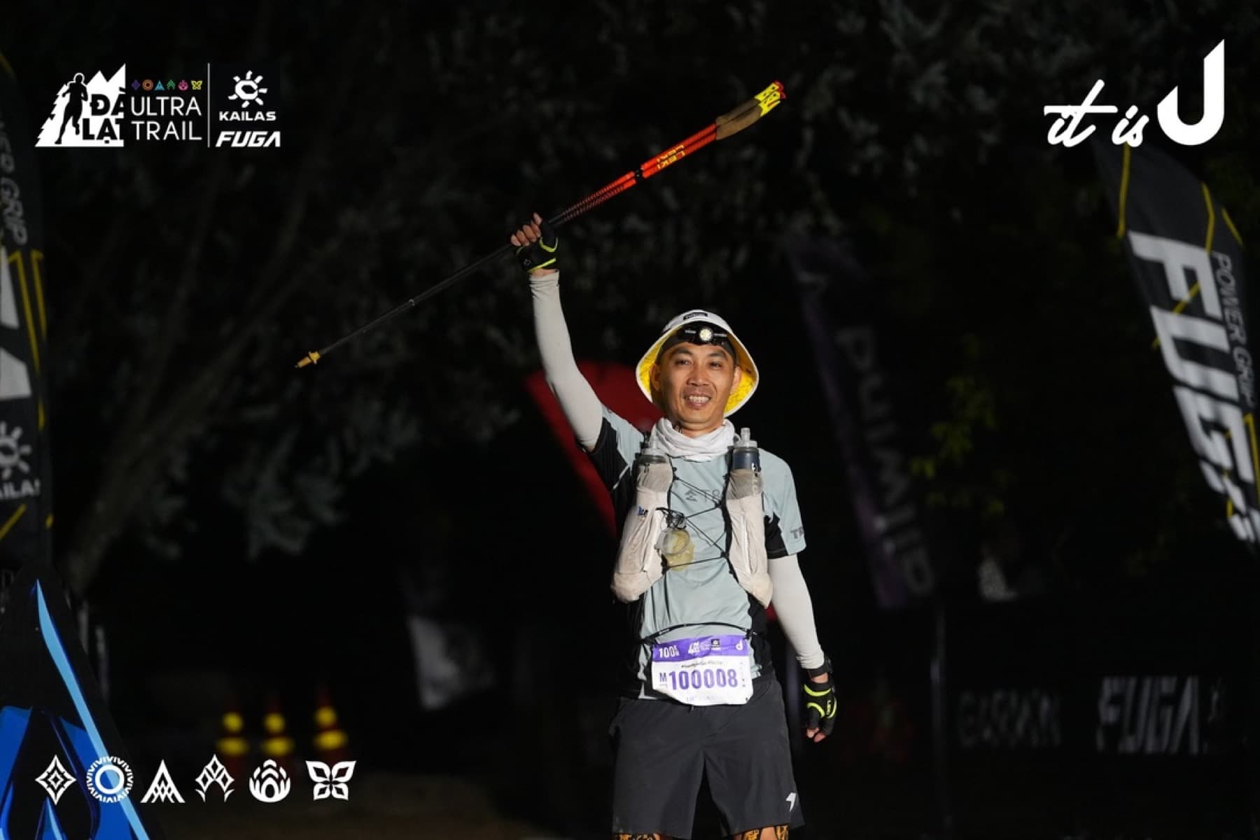 Khoảnh khắc Ultra Trail Luân Đỗ 2