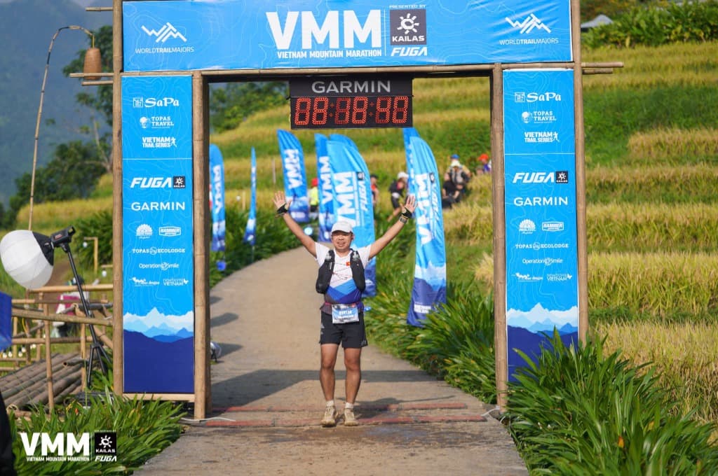 Về đích giữa ruộng bậc thang Sapa hùng vĩ - Vietnam Mountain Marathon